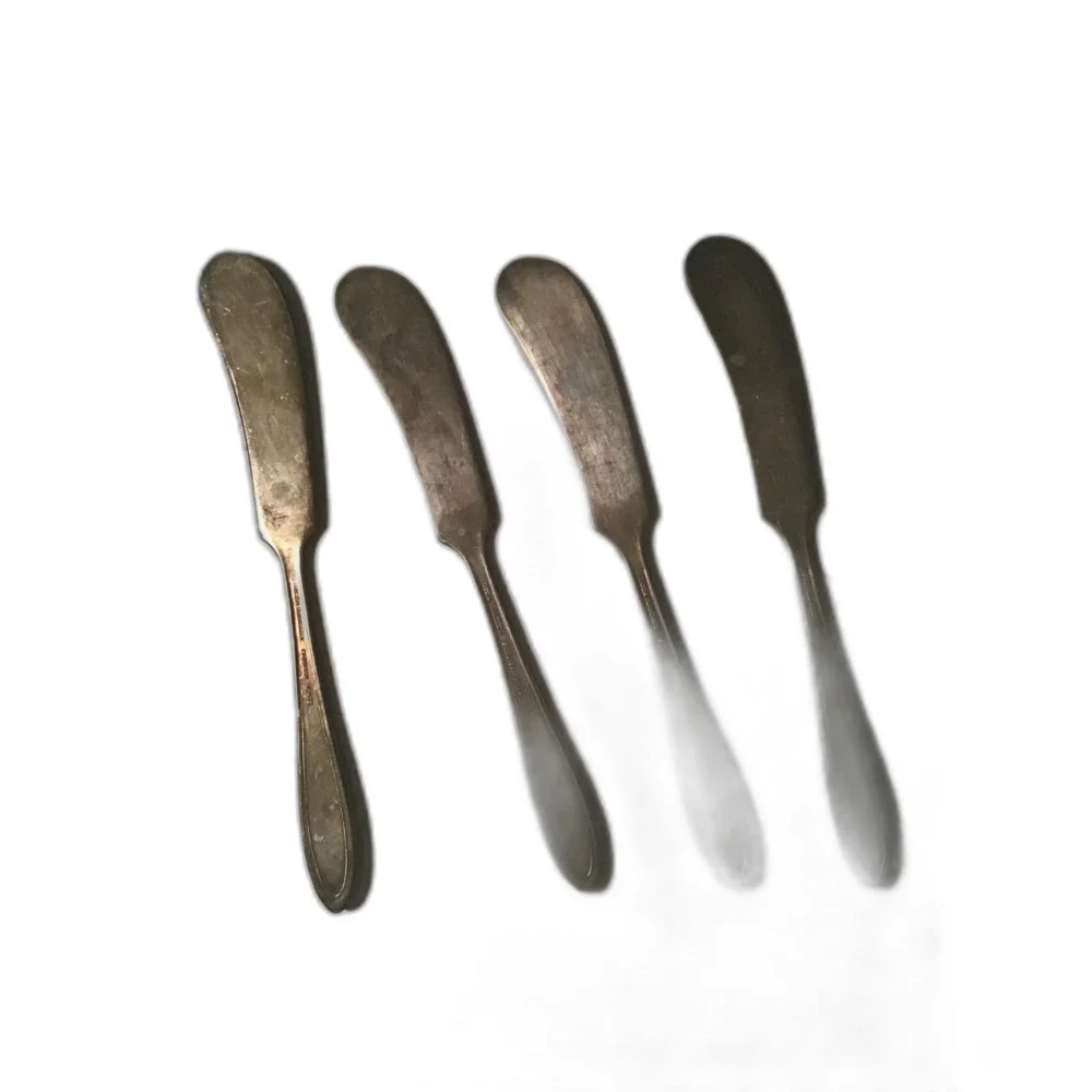 Set of 4 Vintage Ornate Silver Plated Butter Spreaders 5.5